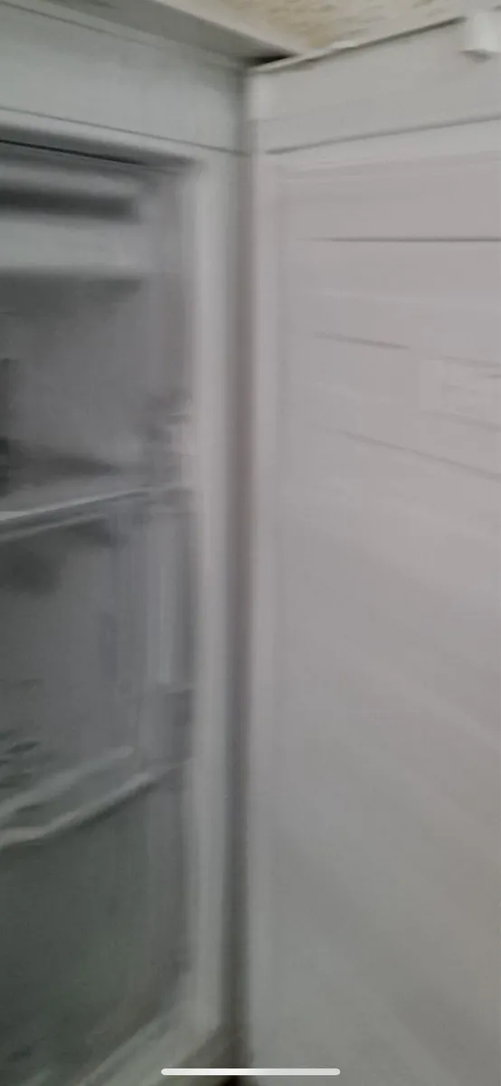 Freezer Beko small fridge freezer - Image 4