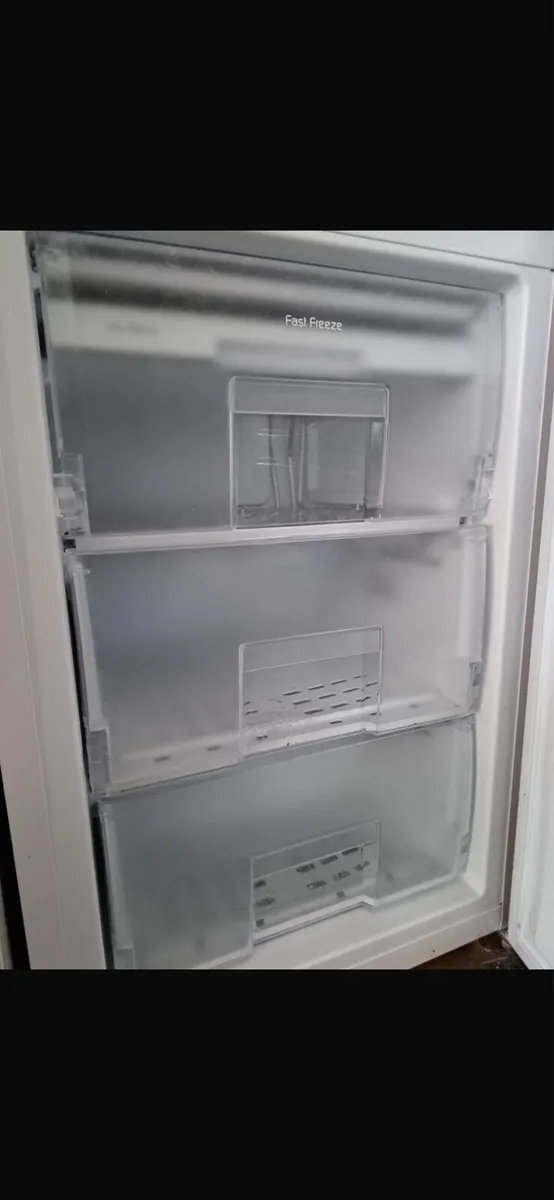 Freezer Beko small fridge freezer - Image 2