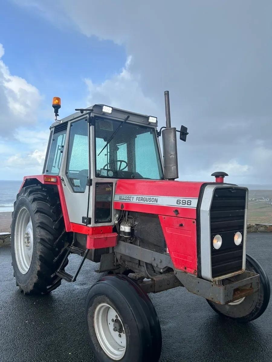 Massey Ferguson 698 - Image 3
