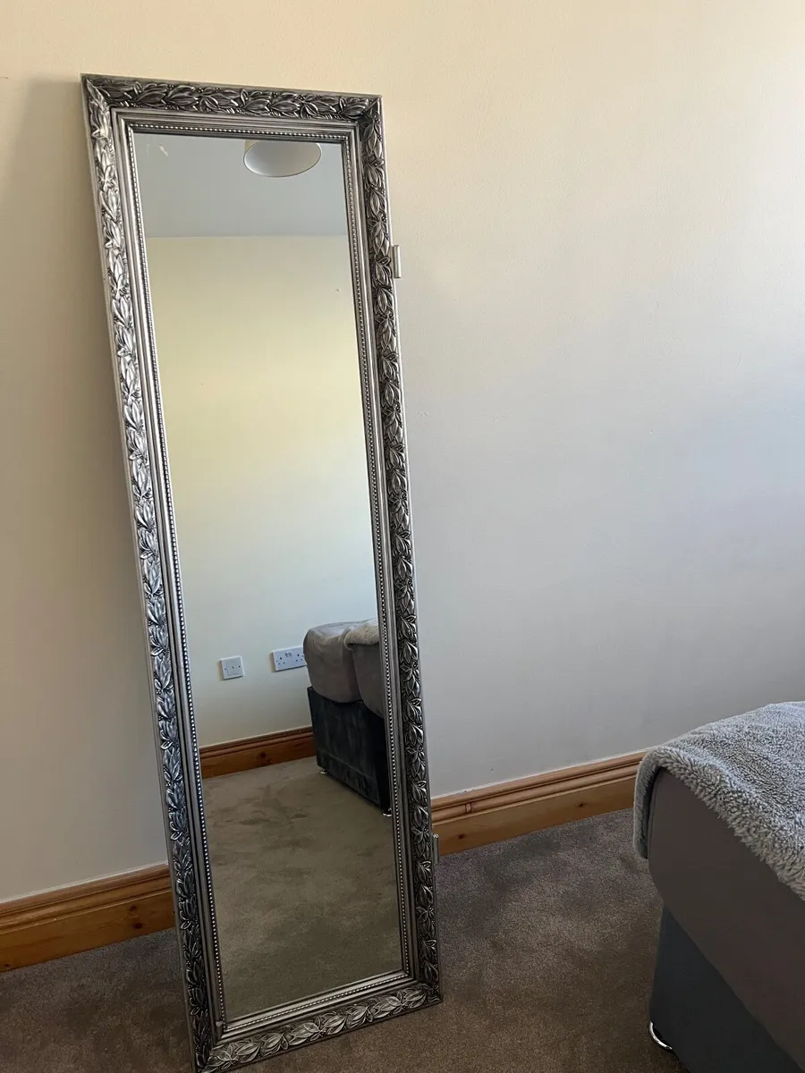 Mirror from Tipperary shop - Image 2