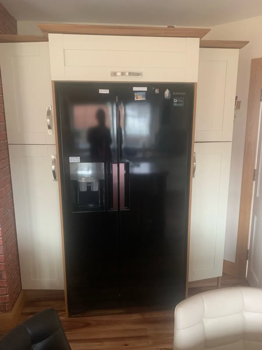 Samsung American Fridge Freezer - Image 2