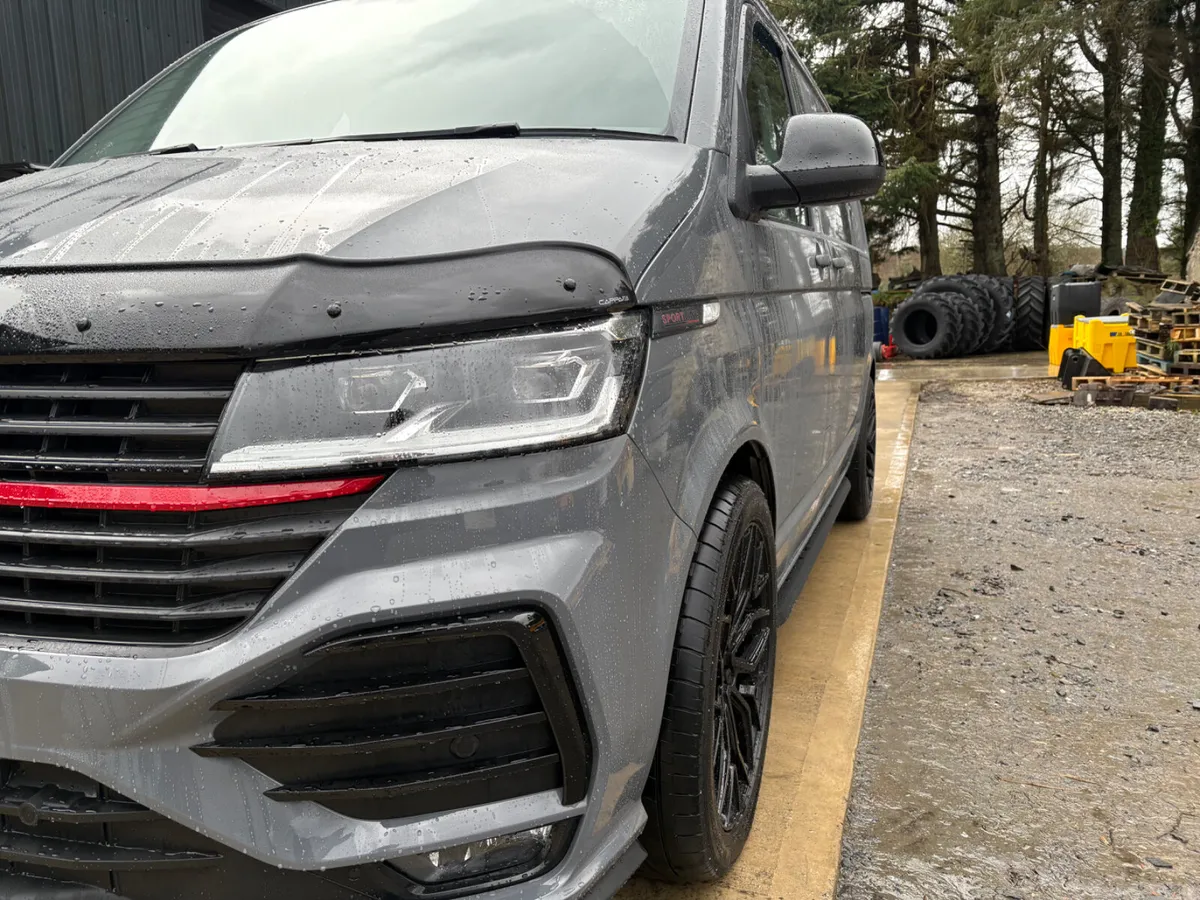 Volkswagen sportline ONLY 4,700 Miles - Image 4