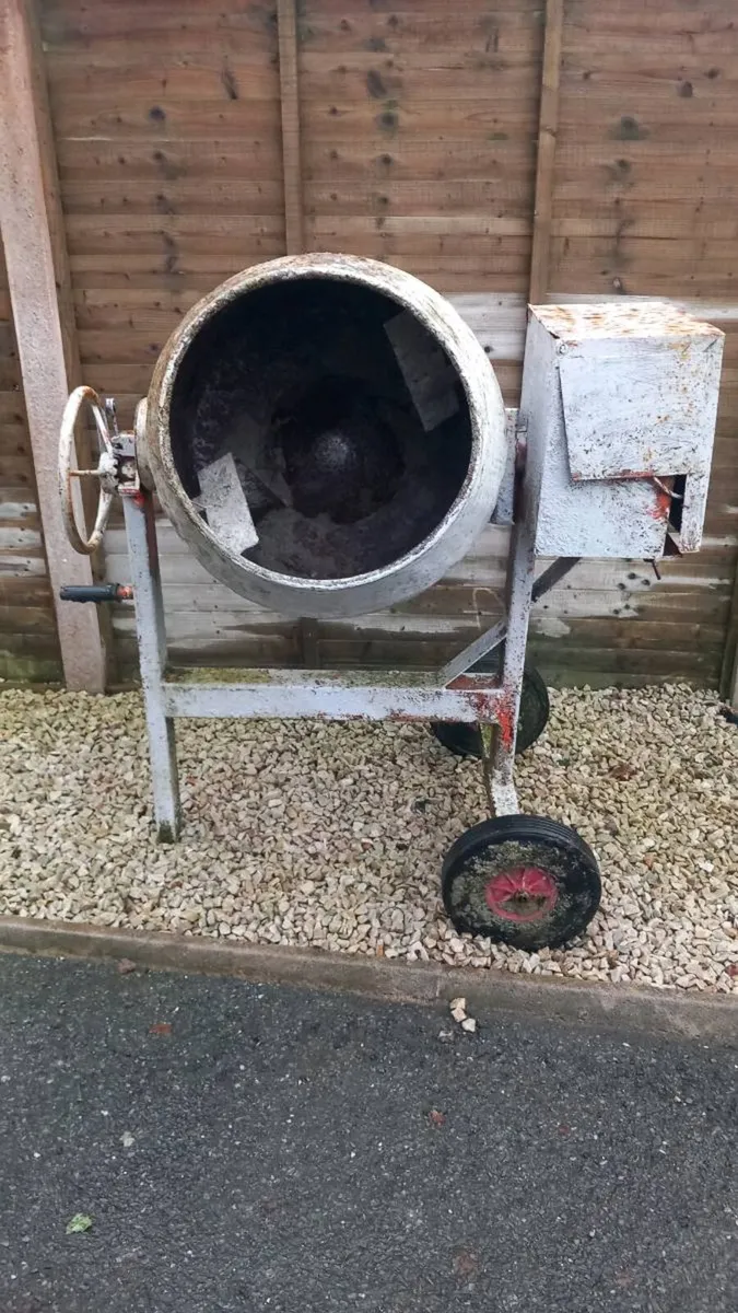Belle cement mixer - Image 1