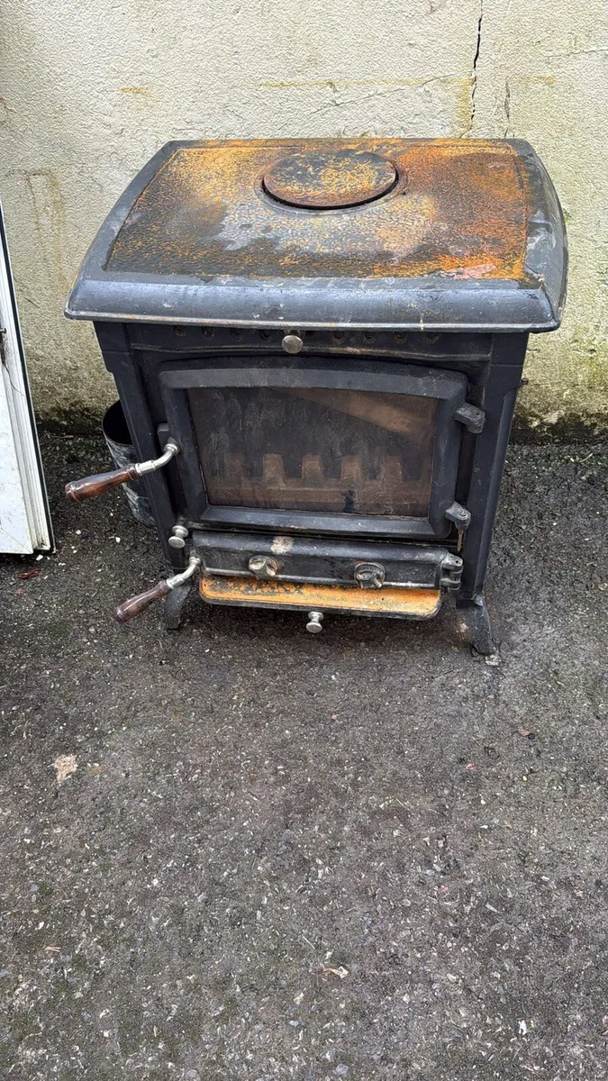 Stove - Image 1