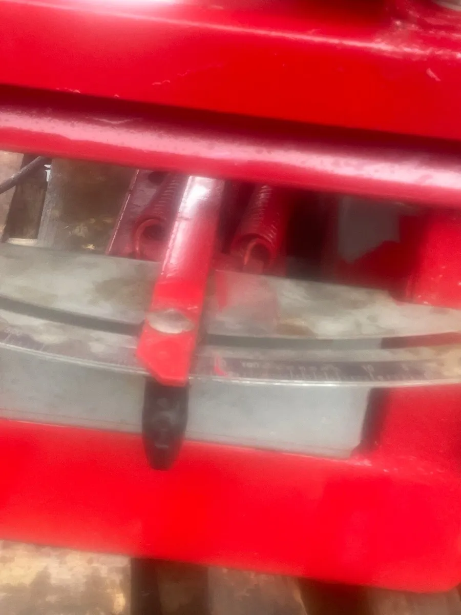 Fertilizer spreader - Image 4