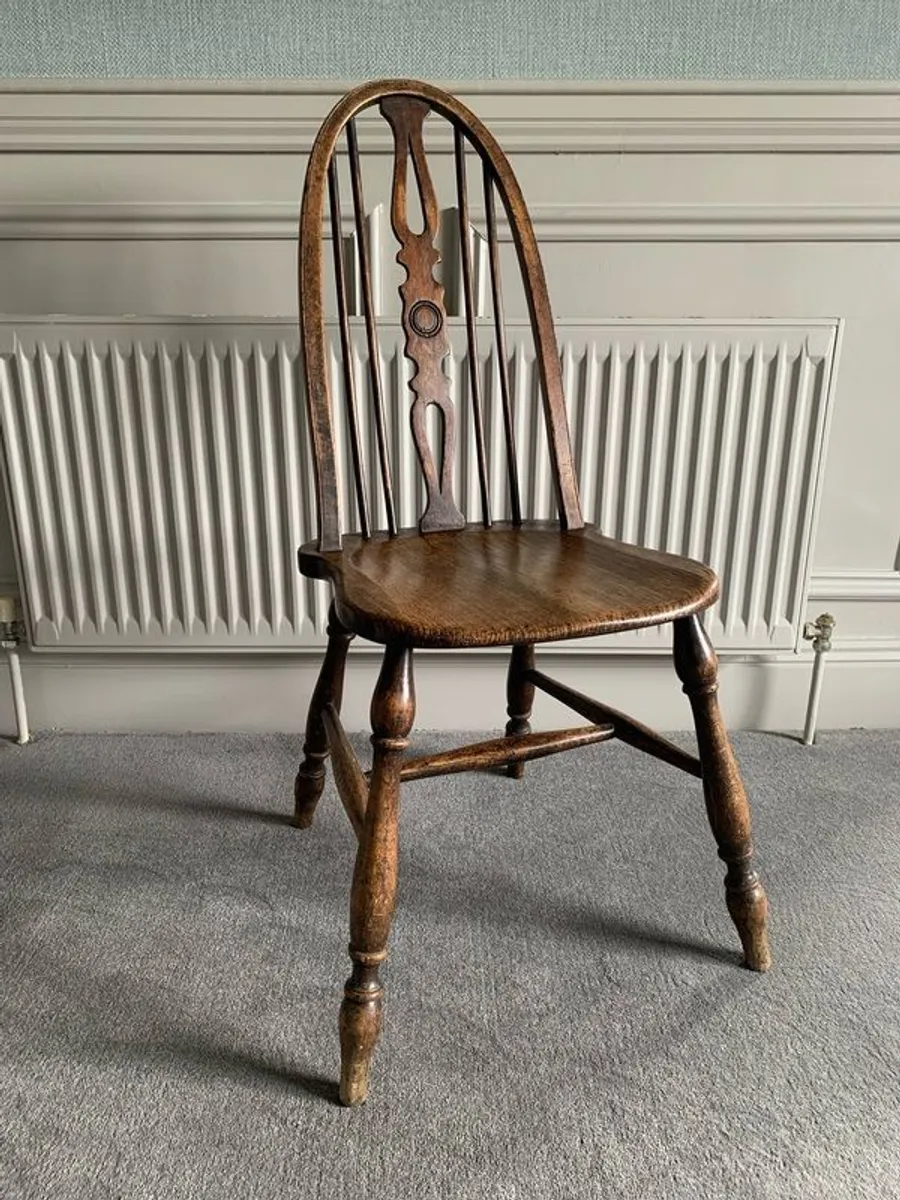 Antique Victorian Windsor Chair. - Image 1