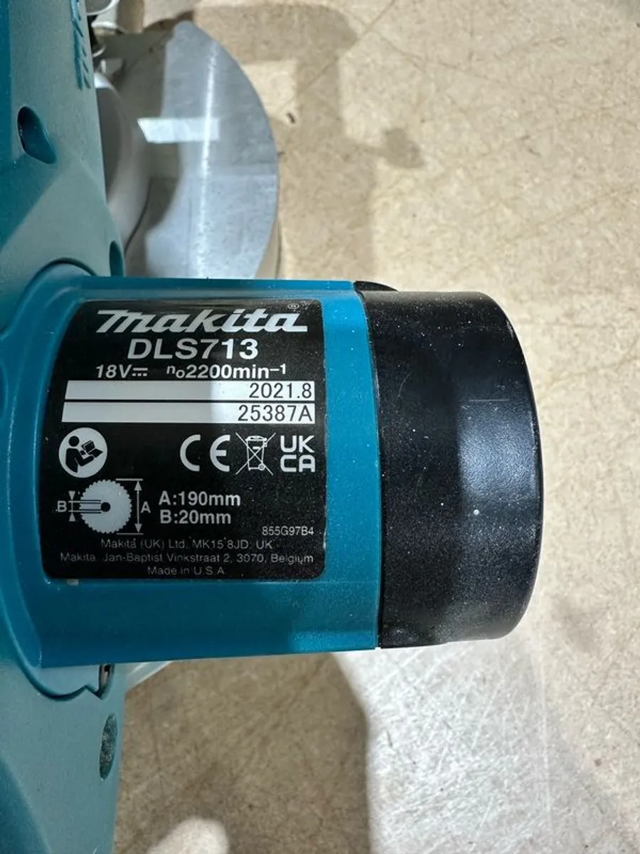 Makita 18v 300mm Mitre saw - Image 2