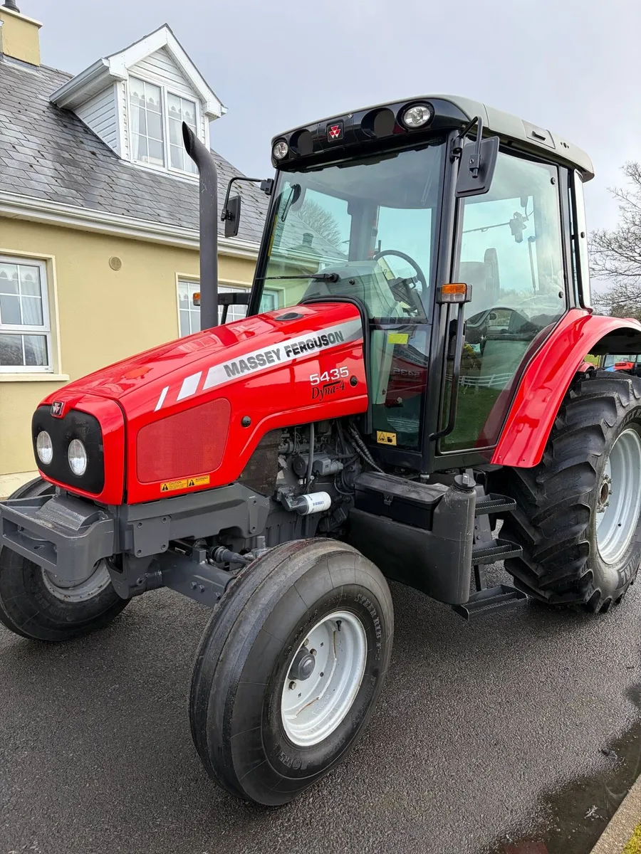 2011 Massey Ferguson 5435 - Image 3