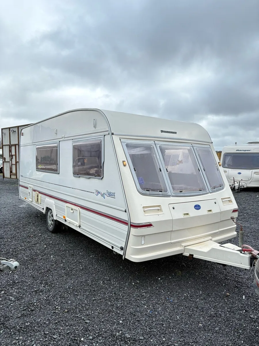 Bailey pageant 4/5 berth caravan for sale - Image 3