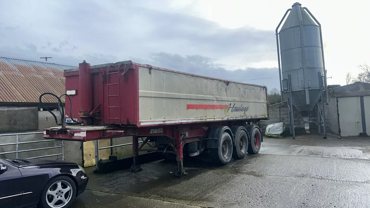 Dennison slider tipping trailer - Image 1
