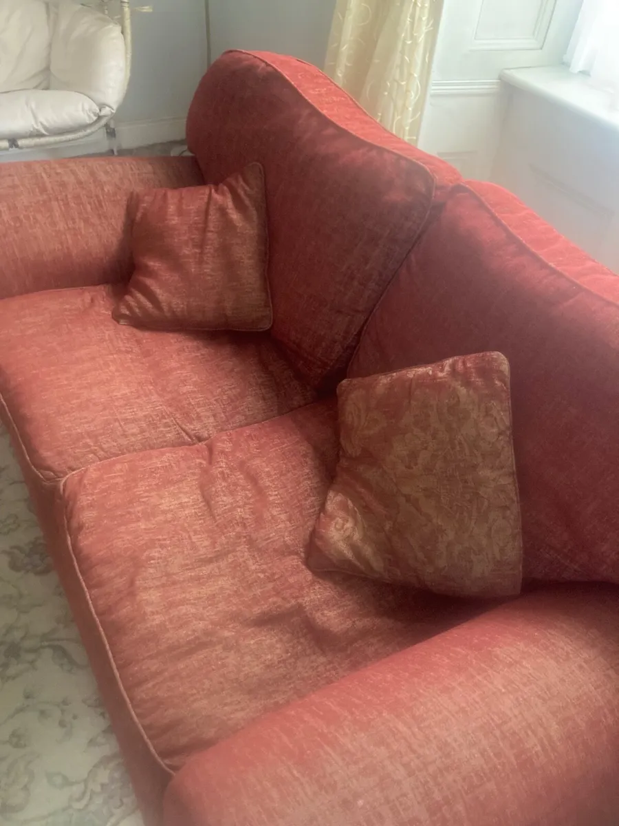 2 seater Sofa - Image 4