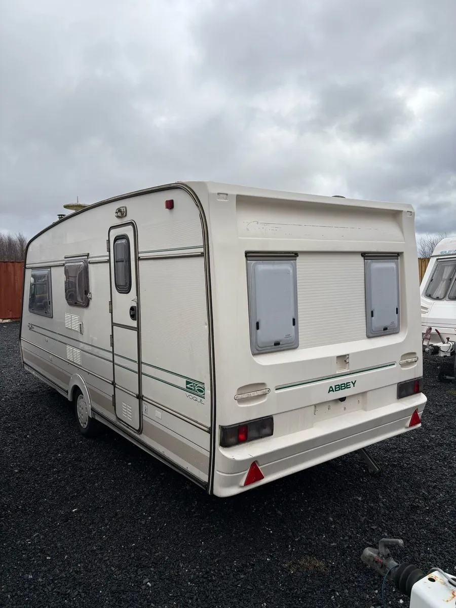 Abbey vogue 4 berth starter caravan for sale - Image 4