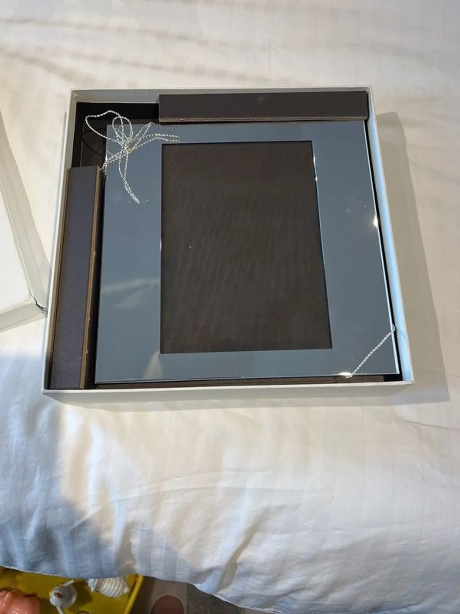 Photo Frame - Image 2