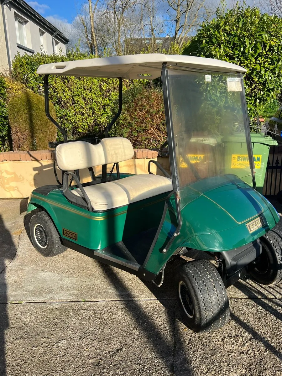 Ezgo golf buggy - Image 1