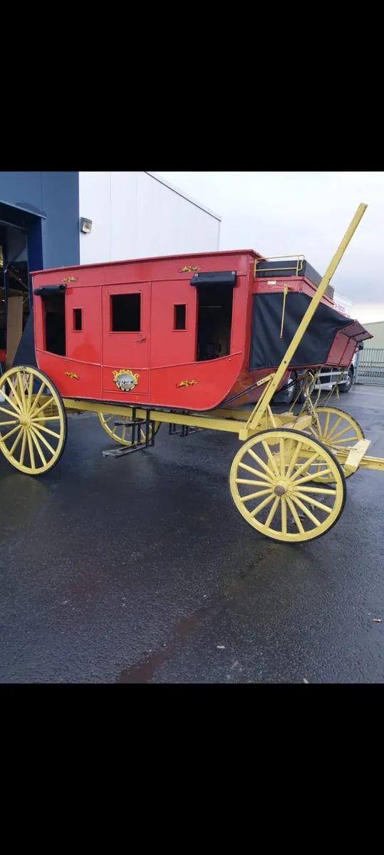 Wells Fargo stagecoach - Image 1