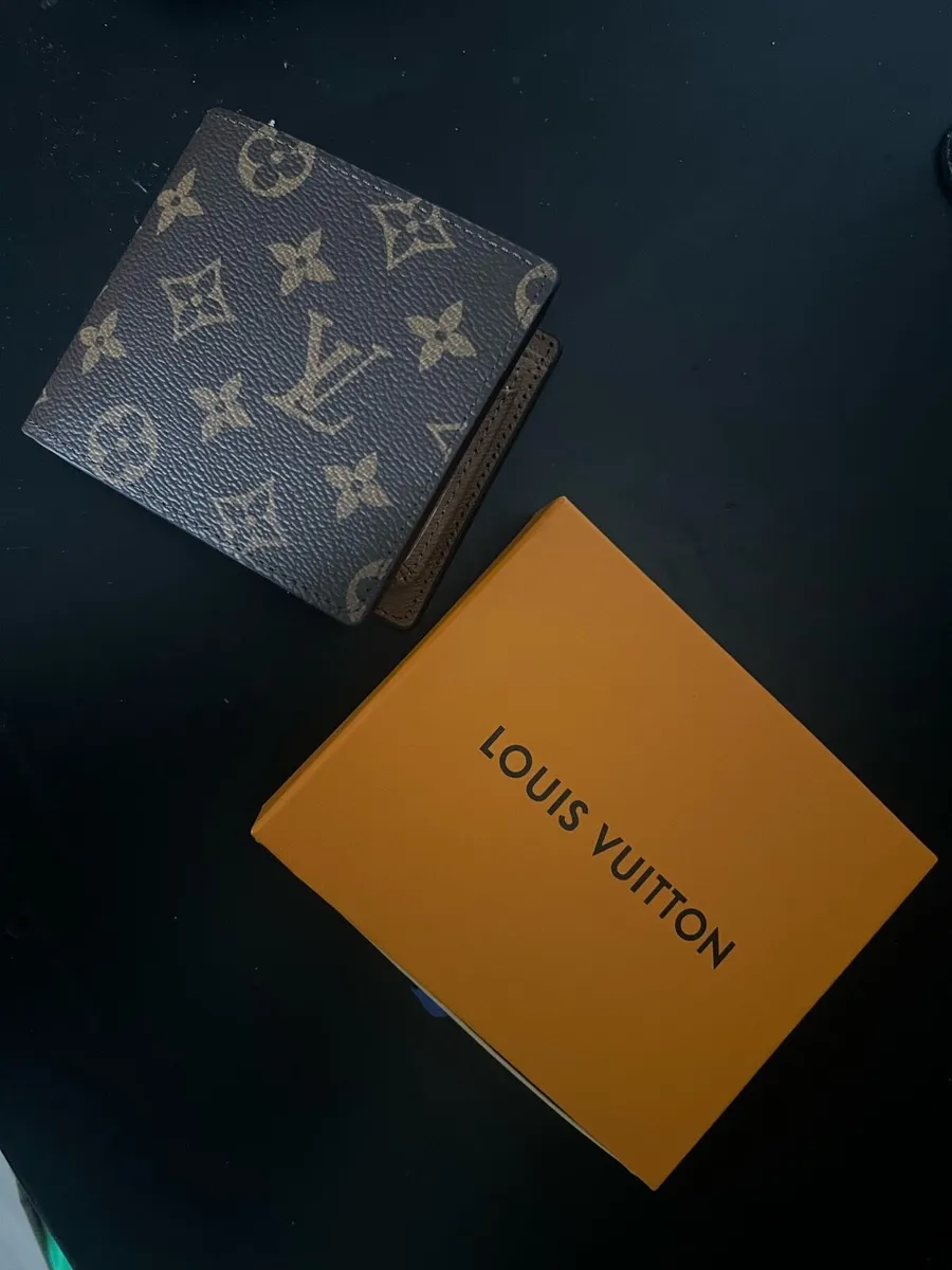 LV wallet 2 goyard wallets - Image 1