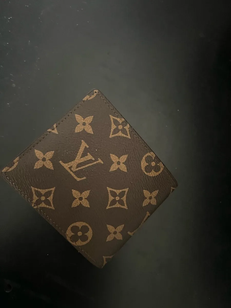 LV wallet 2 goyard wallets - Image 3