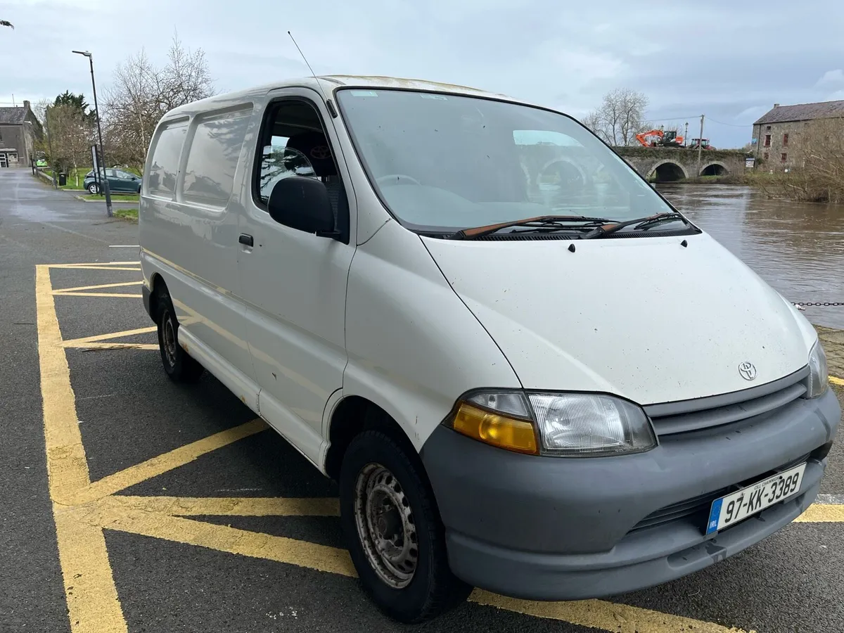 Toyota Hiace - Image 1
