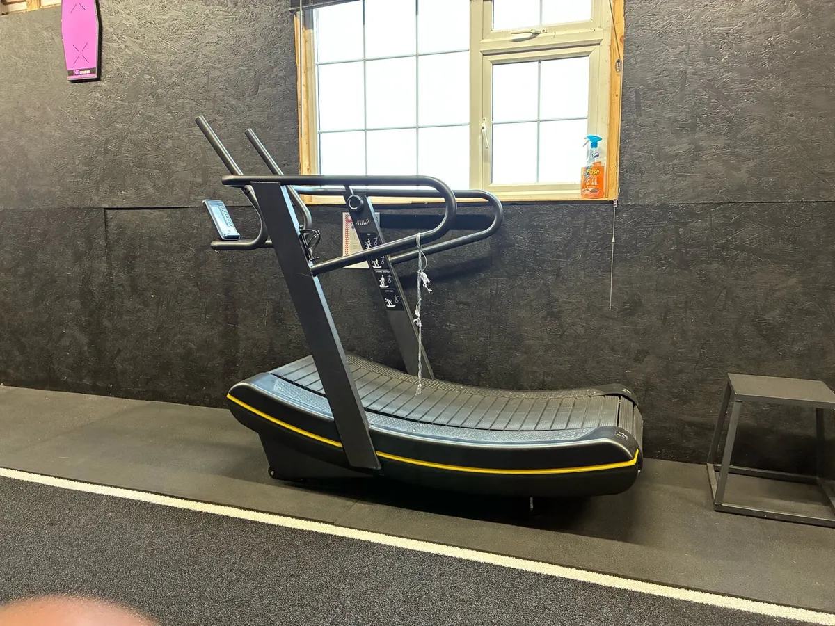 Treadmill - Image 1
