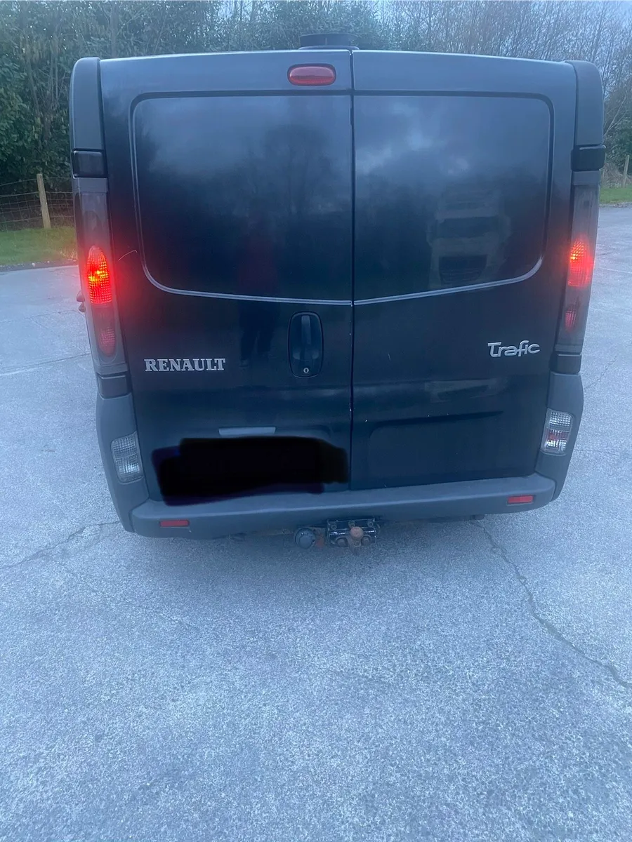 Renault traffic Swb Crewcab BLACK - Image 2