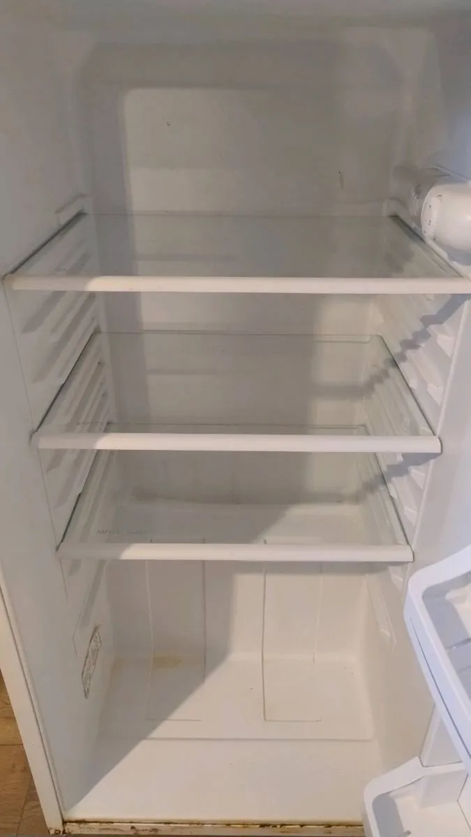 Silvercrest Refrigerator - Image 4