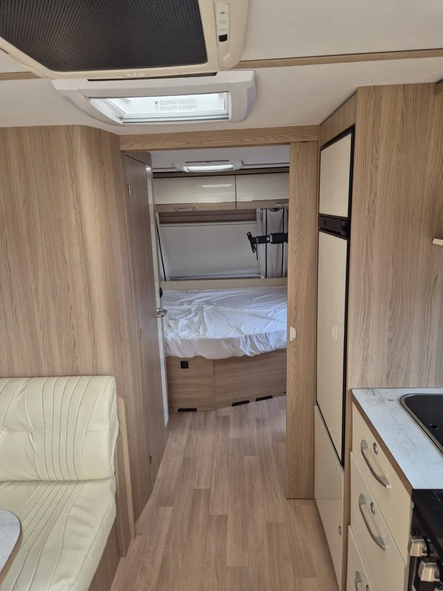 2023 Lmc exquisite vip 5 berth fixed bed - Image 4