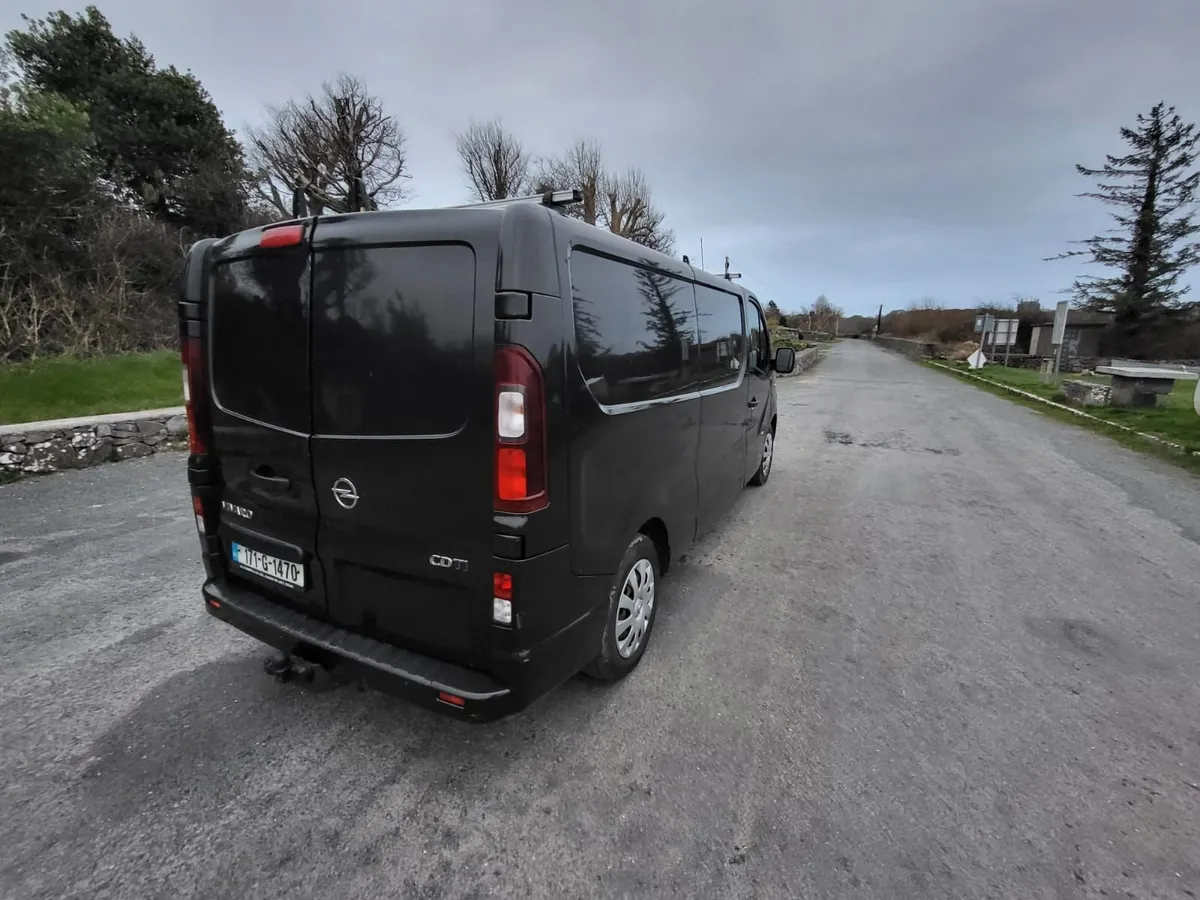 Opel Vivaro 2017 - Image 3