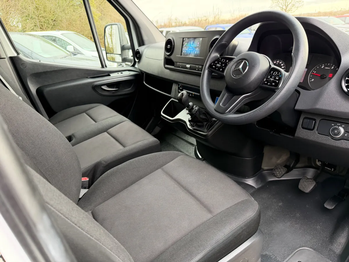 2024  MERCEDES BENZ CDI 315 LUTON BOX & TAIL LIFT - Image 3