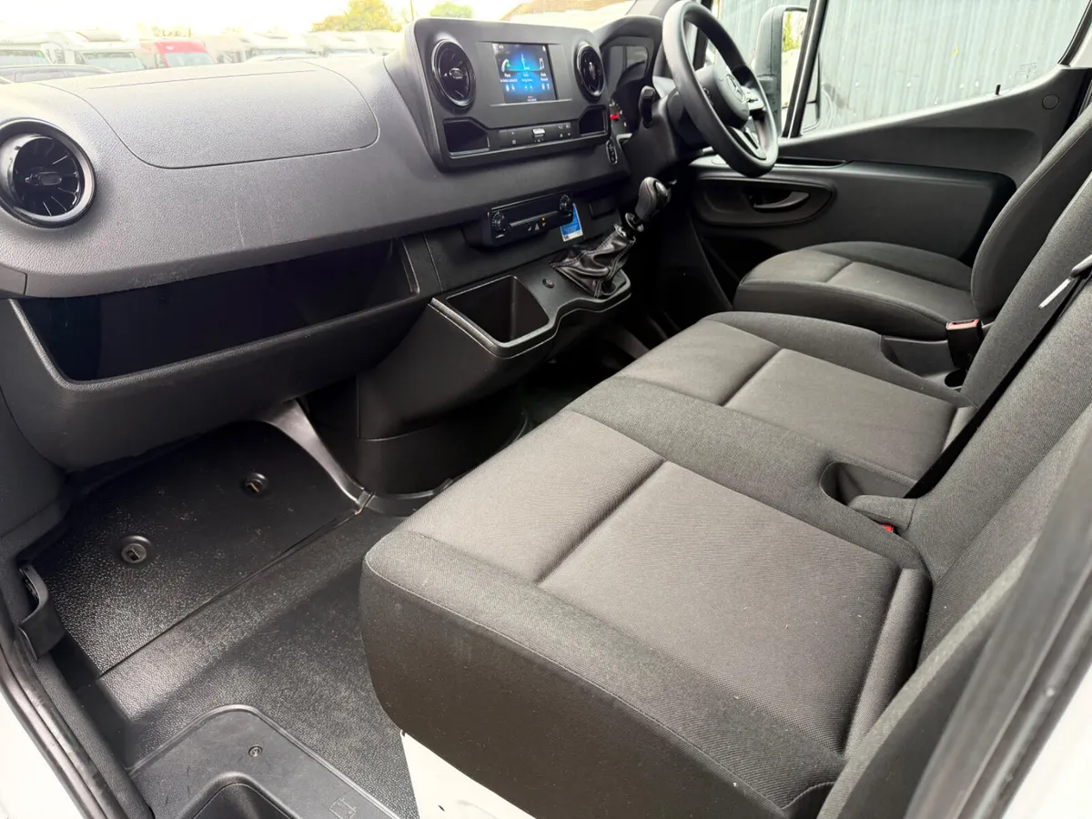 2024  MERCEDES BENZ CDI 315 LUTON BOX & TAIL LIFT - Image 4