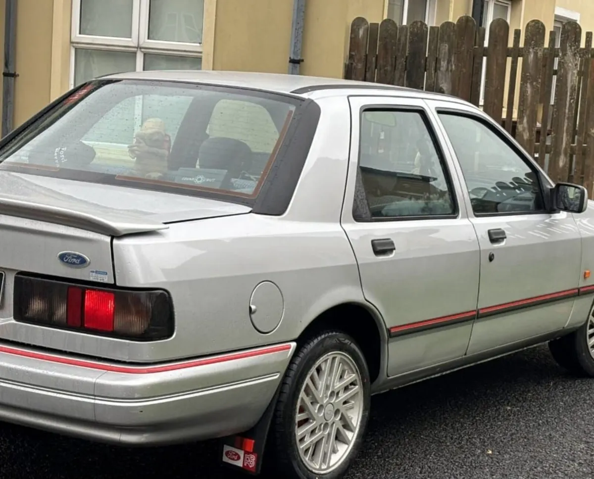 Ford Sierra 1988 - Image 1