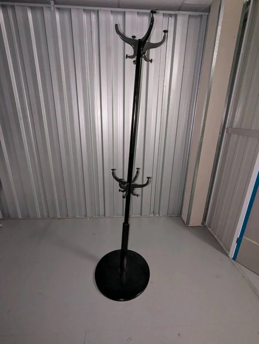 Clothes Stand
