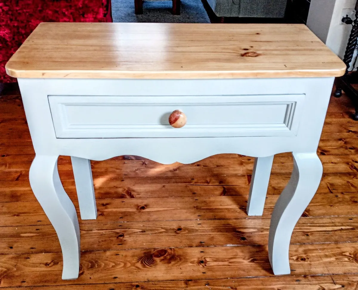 Newly Refurbished Console Table - Image 1
