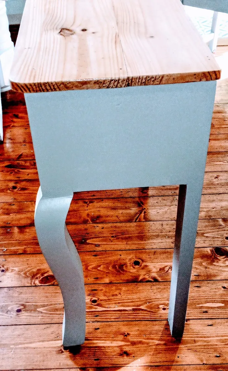 Newly Refurbished Console Table - Image 3