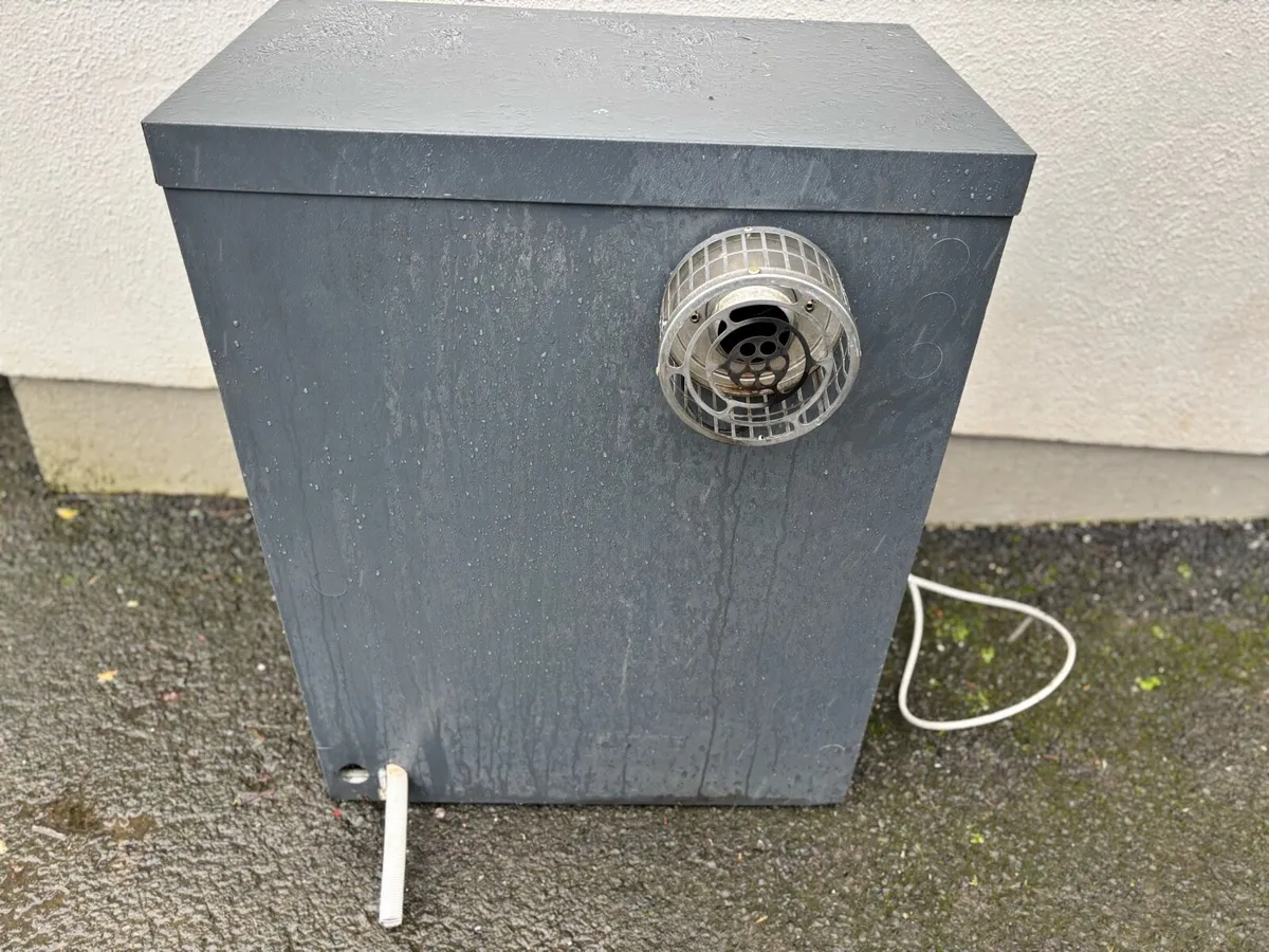 Warmflow Agentis E33 condensing oil boiler - Image 3