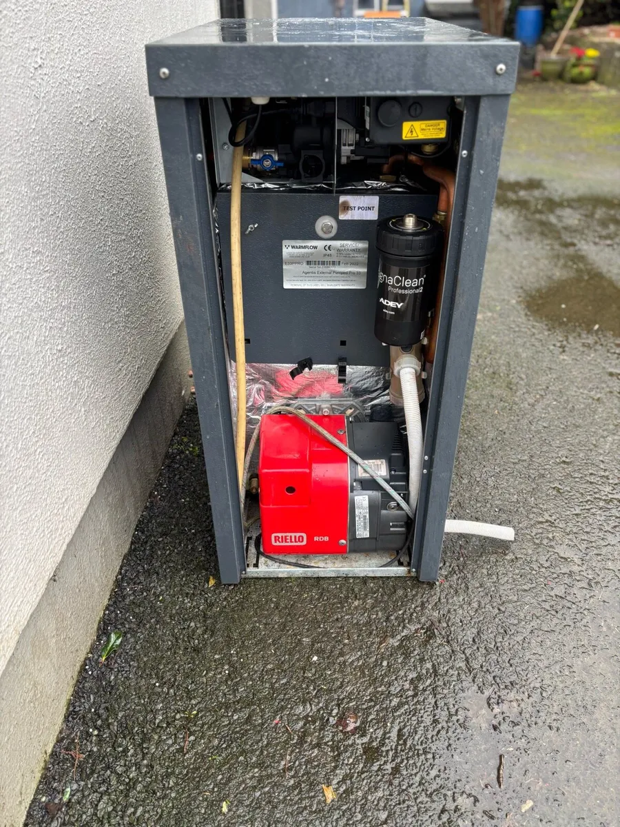 Warmflow Agentis E33 condensing oil boiler - Image 4