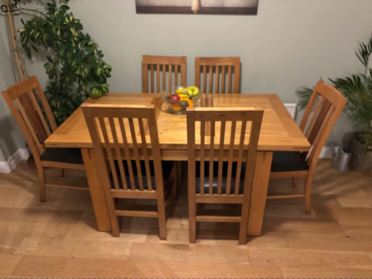 Kitchen Table and Chairs Dublin 7 for collection - Image 1