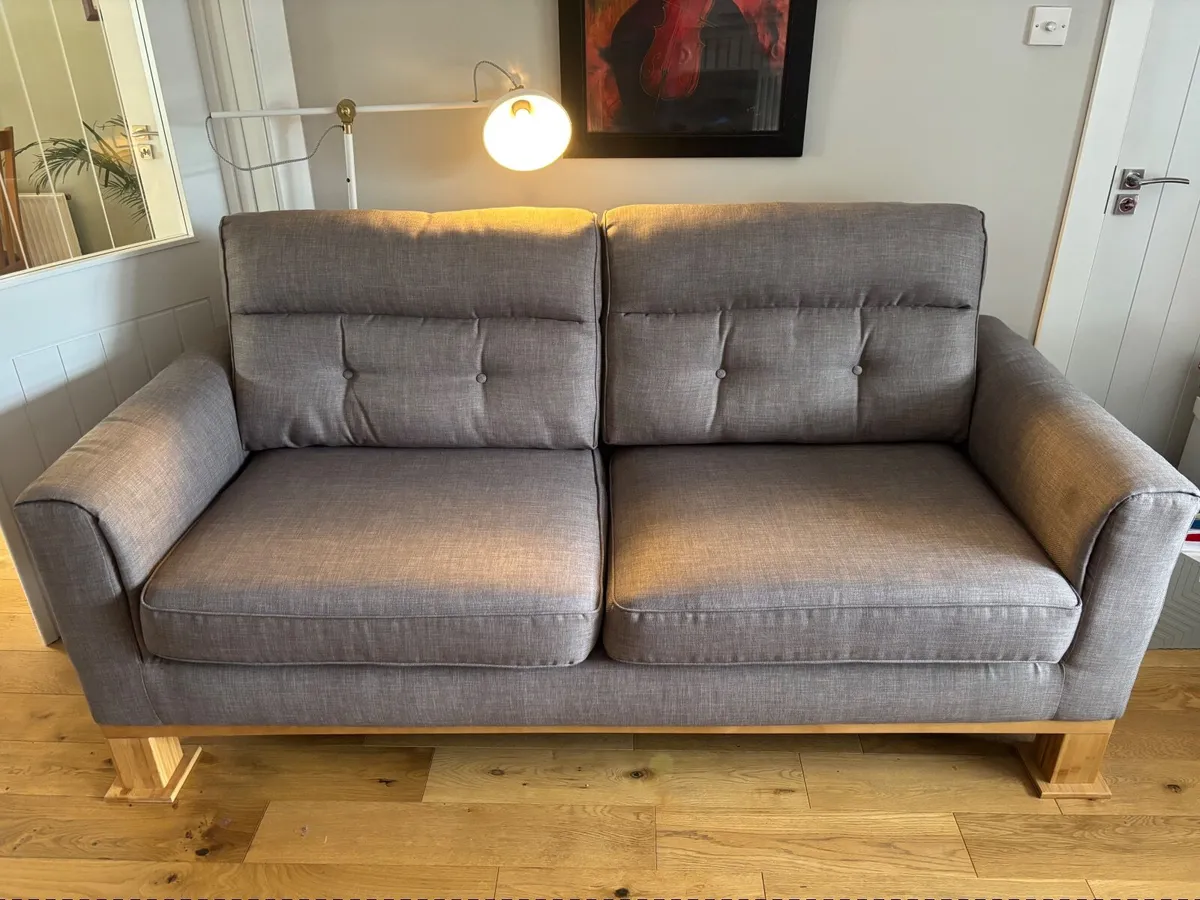 2 Sofas for sale - 2 and 3 seater - Image 1