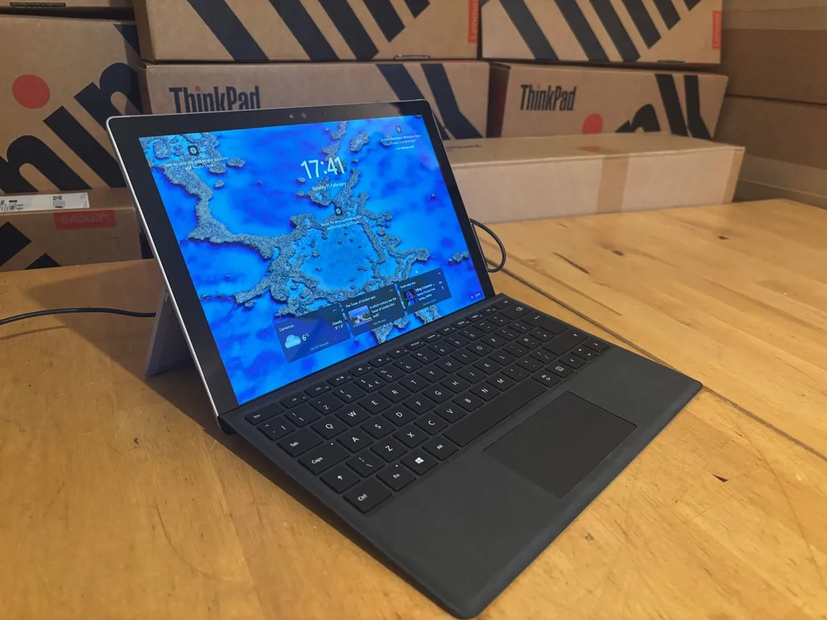 Microsoft Surface Pro 4 Tablet-i7-16Gb Ram-Win 11 - Image 2