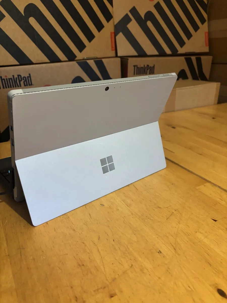 Microsoft Surface Pro 4 Tablet-i7-16Gb Ram-Win 11 - Image 4