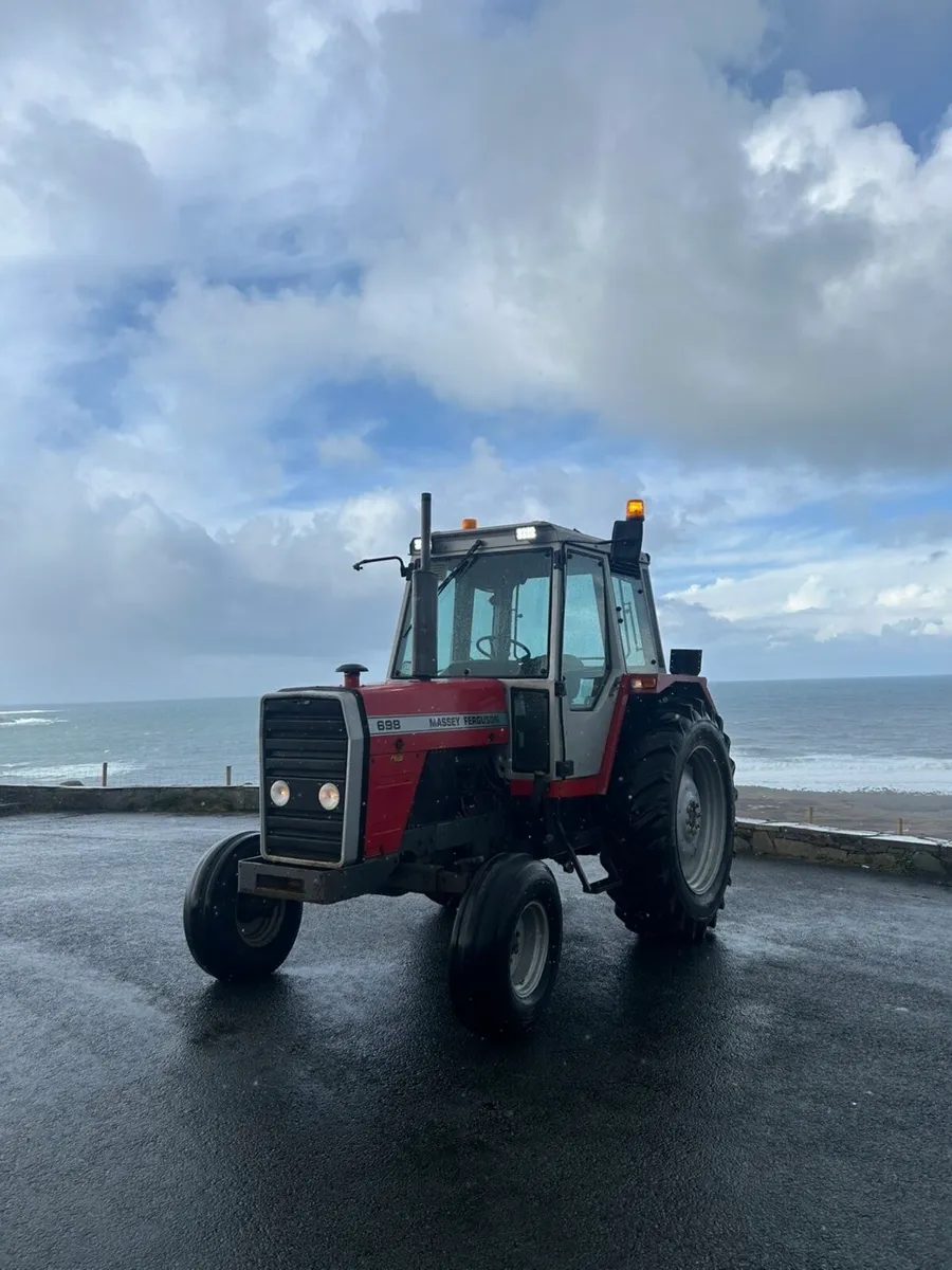 Massey Ferguson 698 - Image 1
