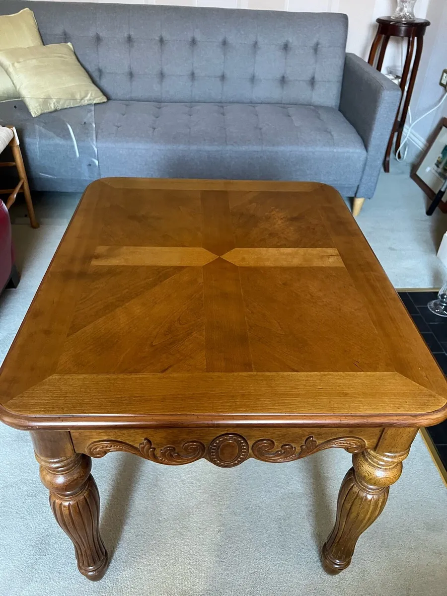 Occasional table - Image 1