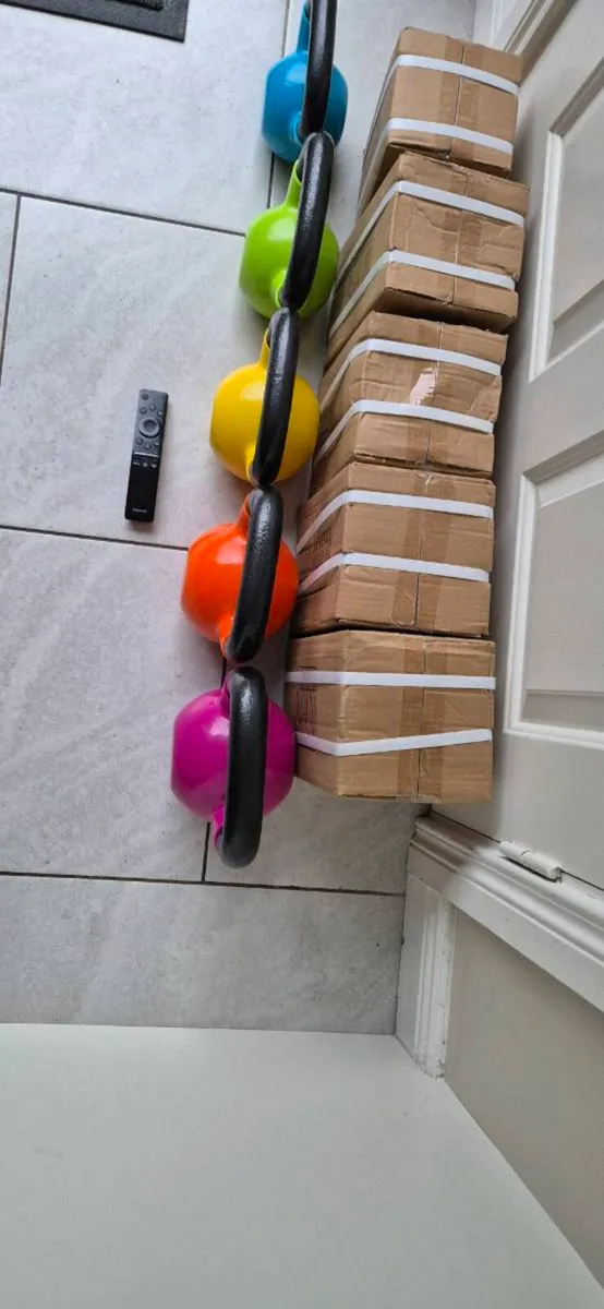 6x brand new cast iron kettlebells - Image 4