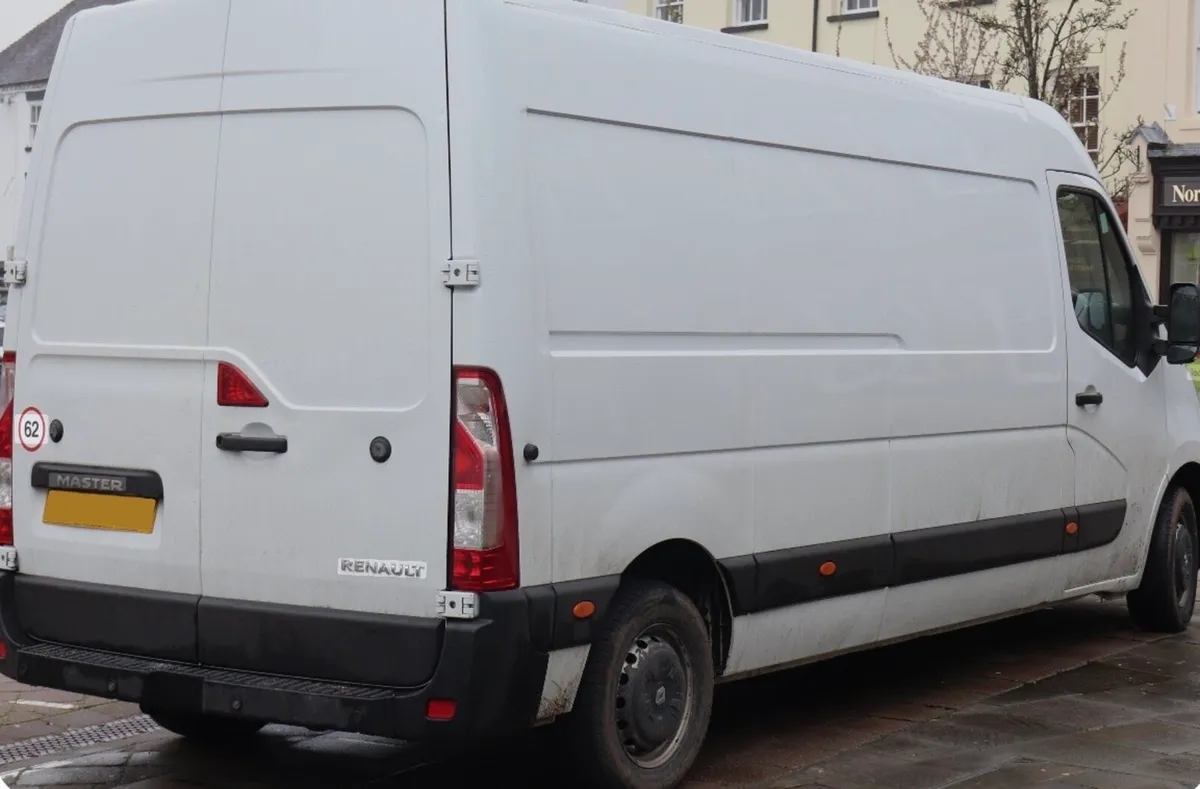 Renault master/ Movano engine 2.3 DCI 150 M9T 880 - Image 1