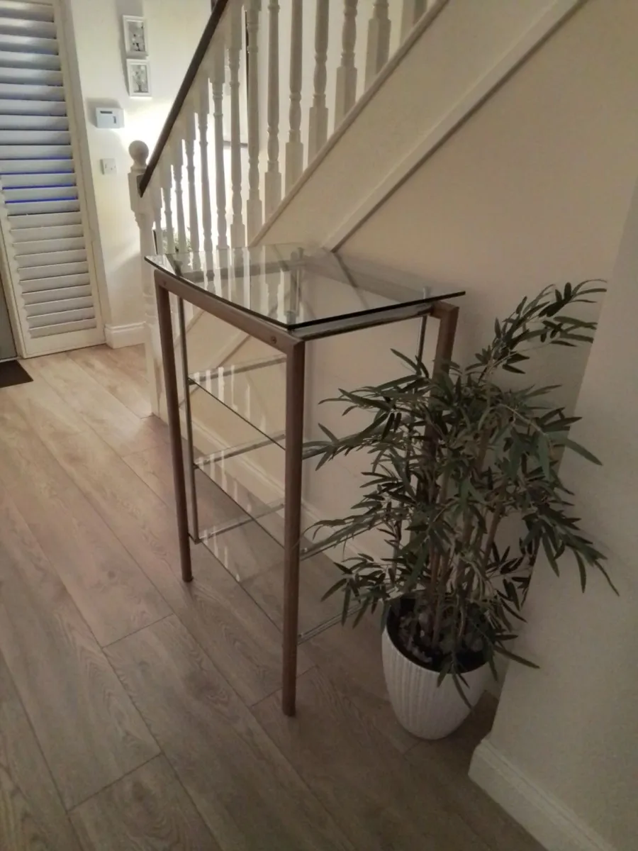 Display unit - Image 1