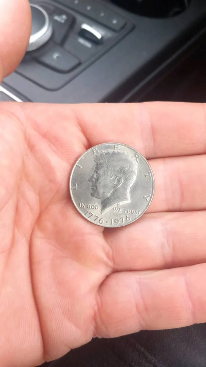 Half dollar - Image 2