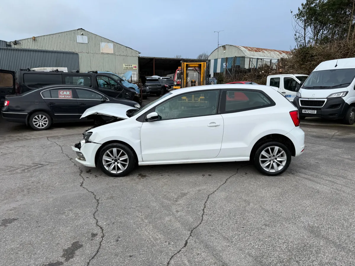 2014 VW Polo 1.4 TDI SE - Image 2