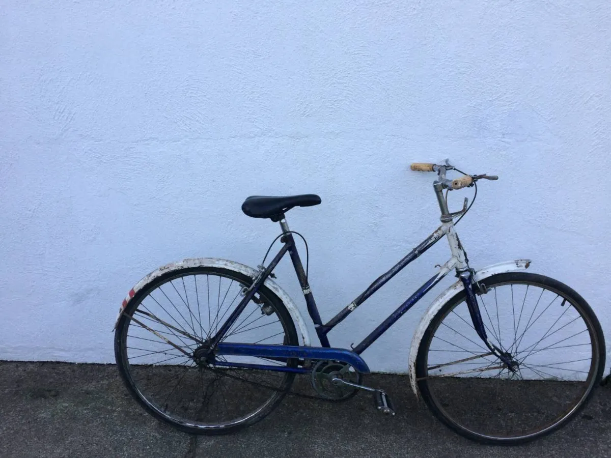 Vintage Elswick Bicycle For Sale - Image 1