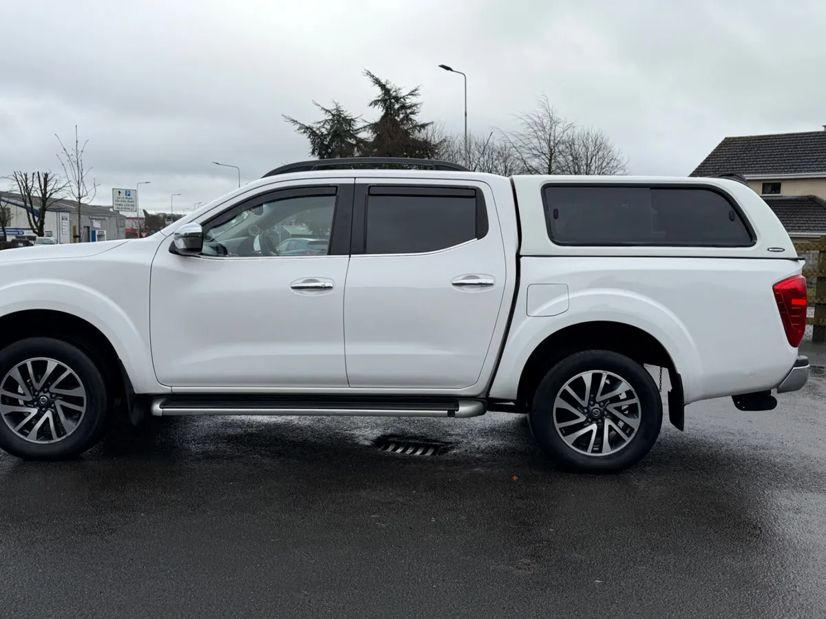 ABSOLUTELY STUNNING 2016 NISSAN NAVARA - Image 4