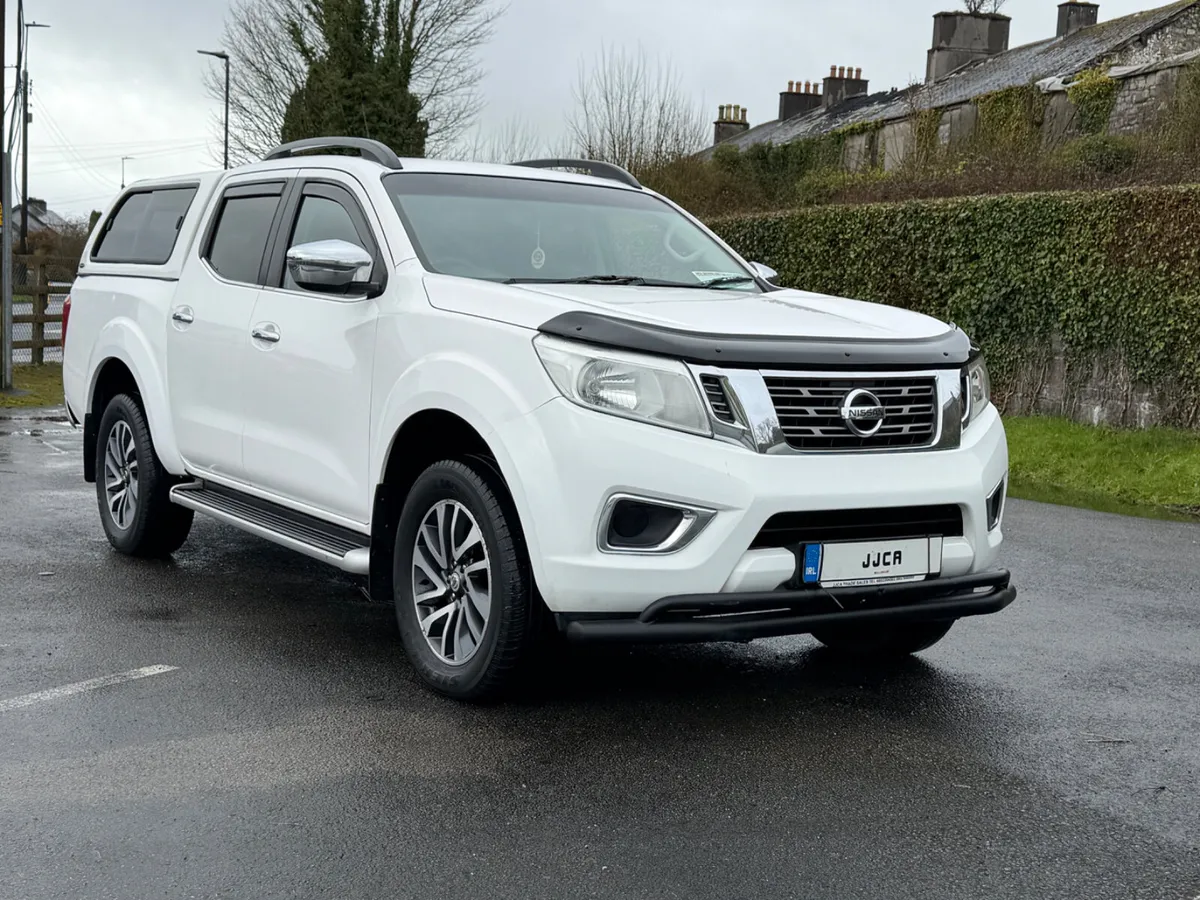 ABSOLUTELY STUNNING 2016 NISSAN NAVARA - Image 2
