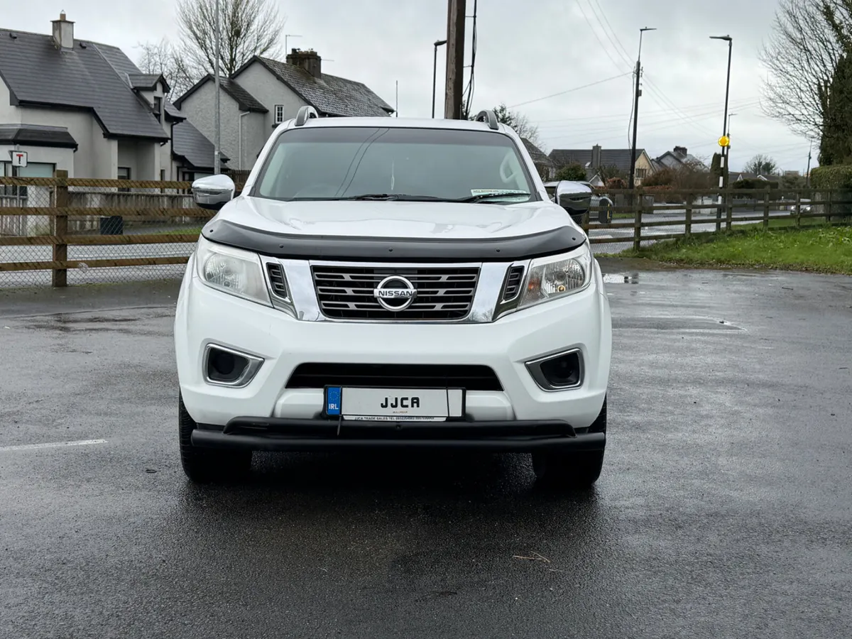ABSOLUTELY STUNNING 2016 NISSAN NAVARA - Image 3